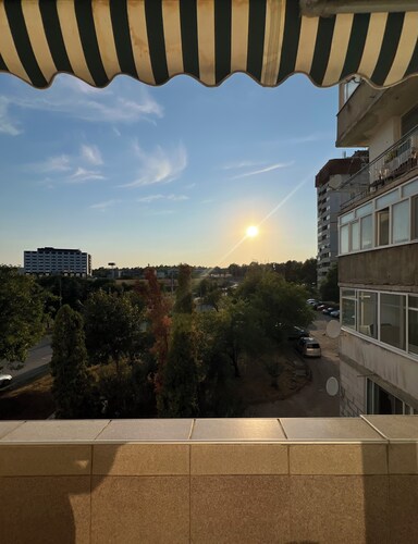 Cozy 1BR Apartment with Balcony and Parking near city’s main shopping mall