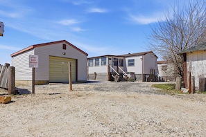 Exterior - Bayfront Fishing Paradise - Rustic Retreat in Charming Fortescue NJ (Fortescue)