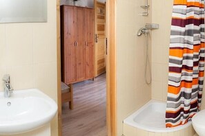 Bathroom - Triple room, sauna, Masuria (Ruciane Nida)
