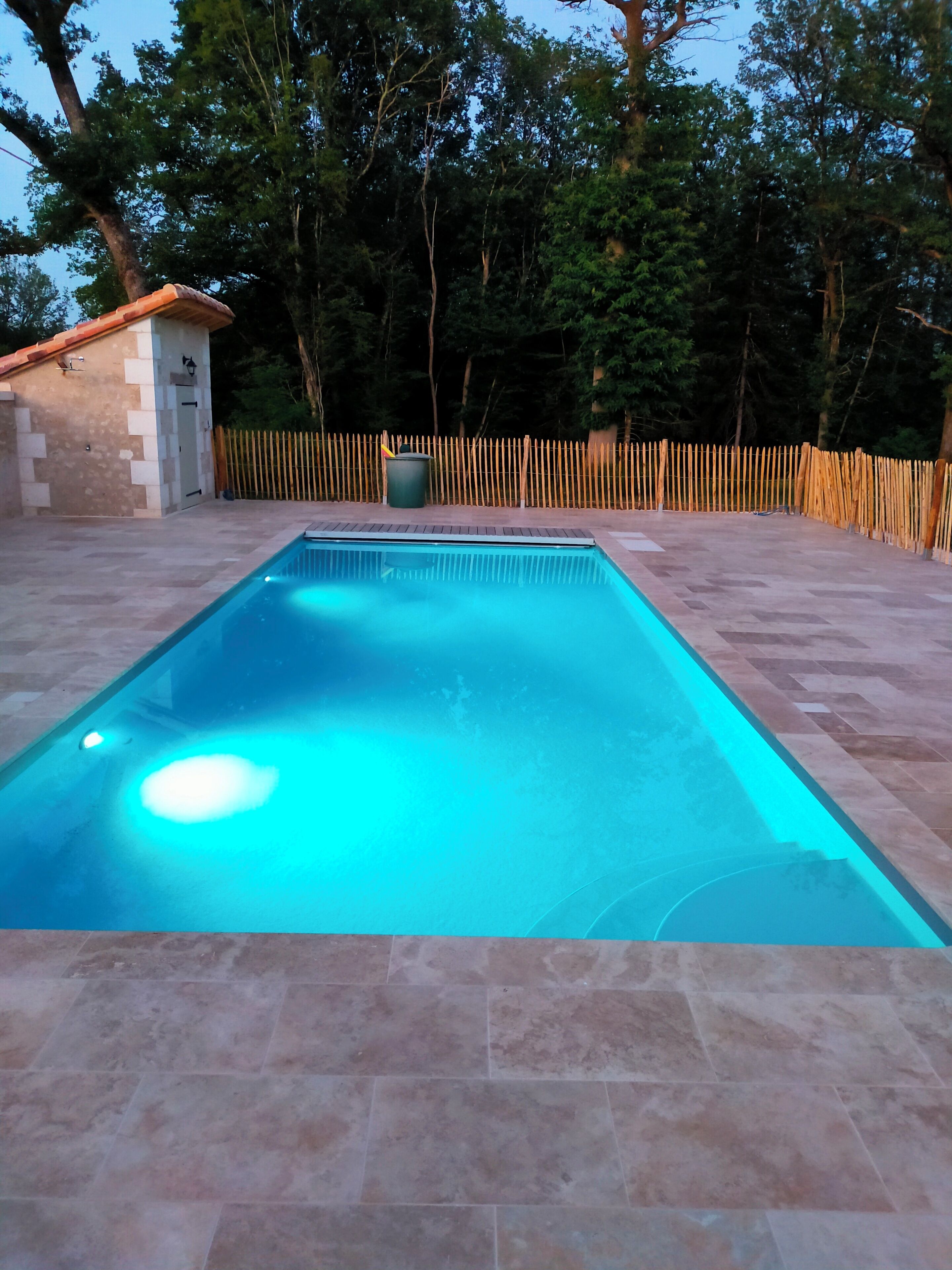 Piscine extérieure, piscine chauffée