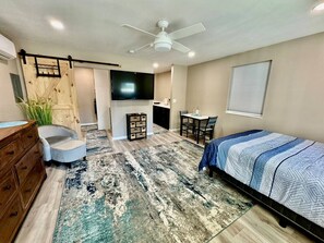 WiFi, bed sheets - Tanya`s Lake Norfork Cabin (Calico Rock)