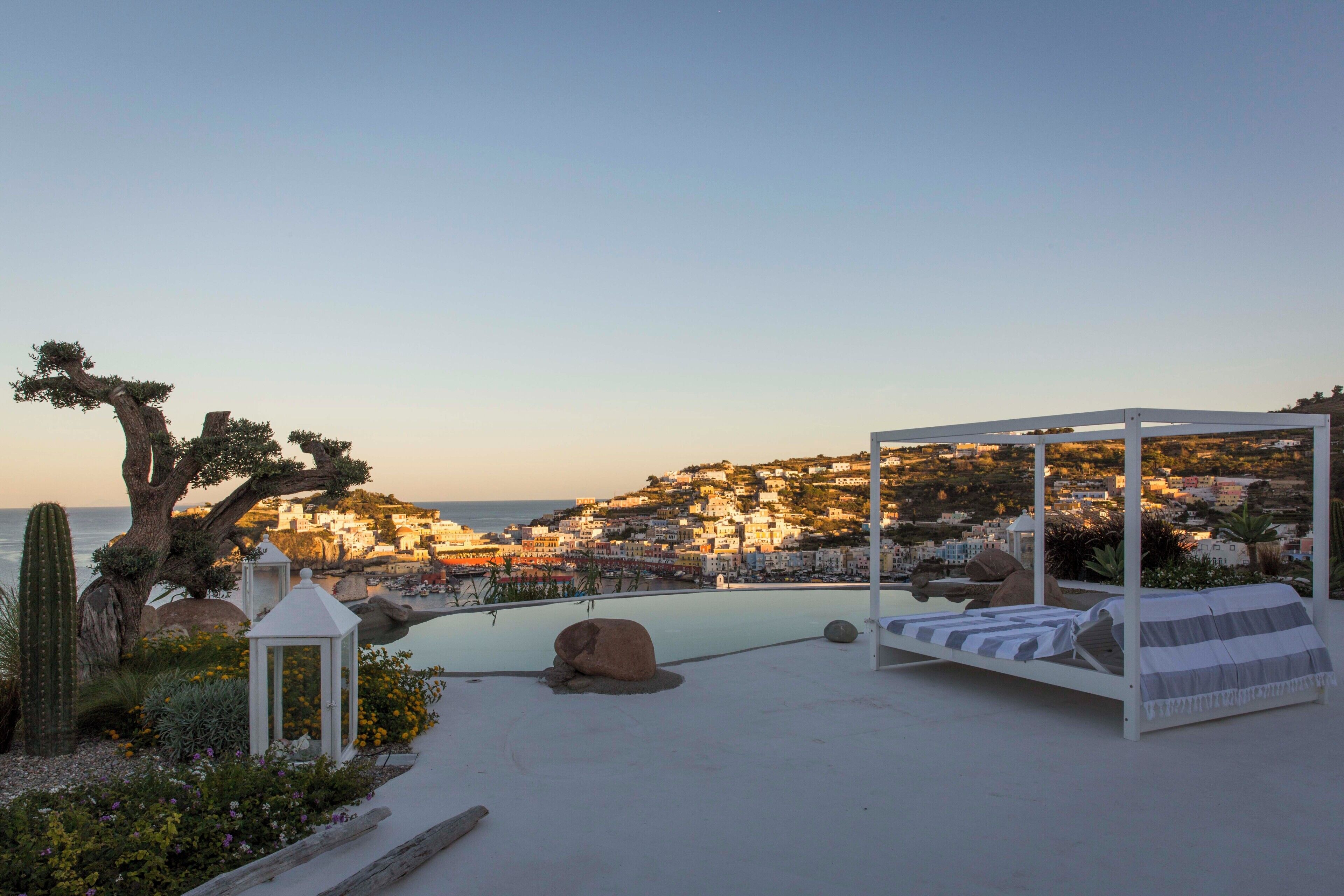 Luxury Villa In Ponza | Infinity Pool & Harbour View - Ponza