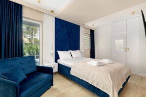 1 bedroom, iron/ironing board, travel crib, free WiFi - Comfortable 2-room apartment, indoor pool (Pobierowo)
