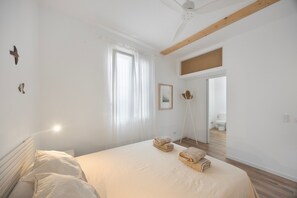 Iron/ironing board, WiFi, bed sheets - La marinera, beautiful apartment with terrace, near the beach (Barbate)