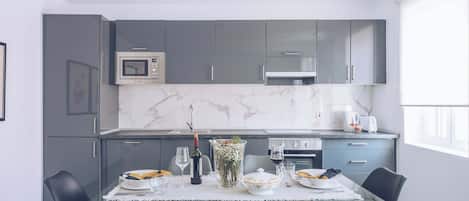 Fridge, microwave, oven, stovetop