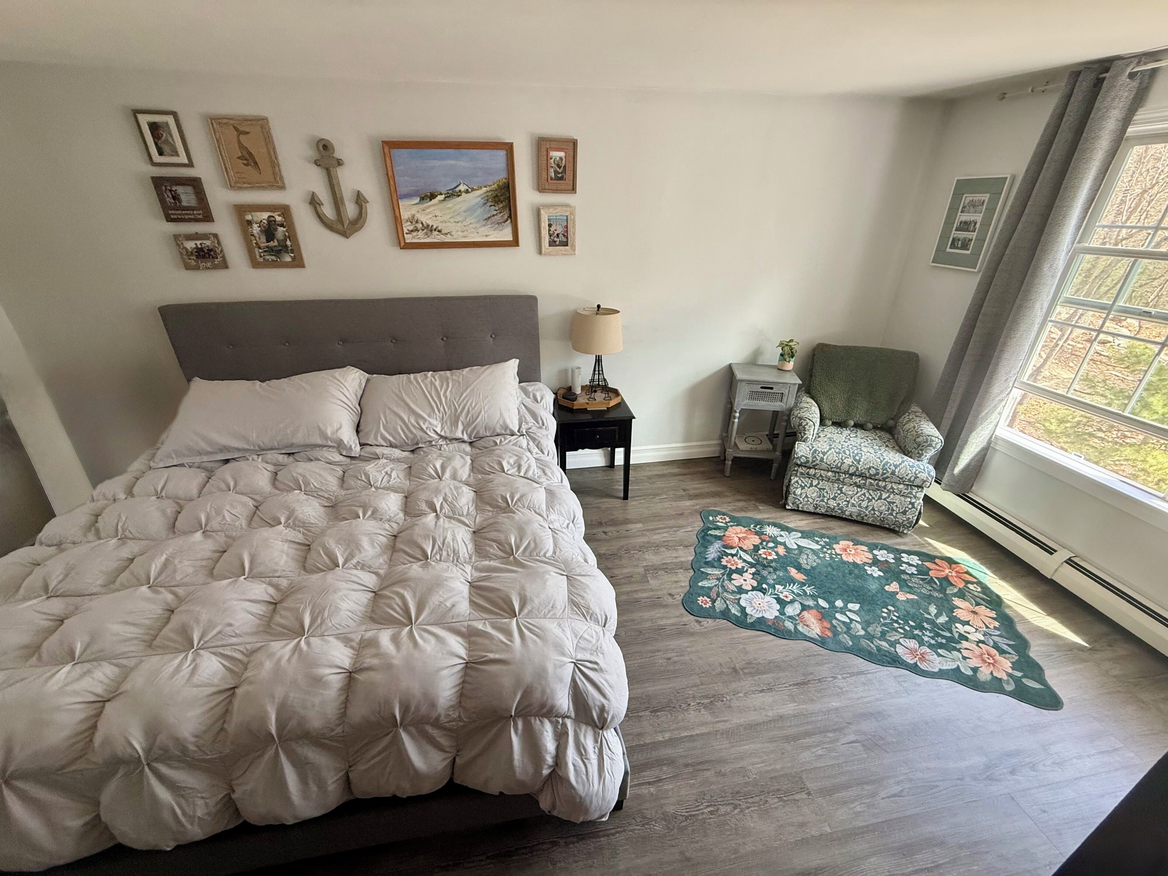 4 habitaciones, tabla de planchar con plancha y wifi gratis 