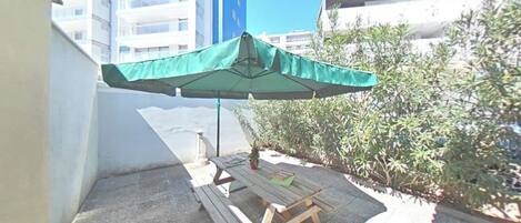 House, 2 Bedrooms, Terrace, Garden View | Terrace/patio