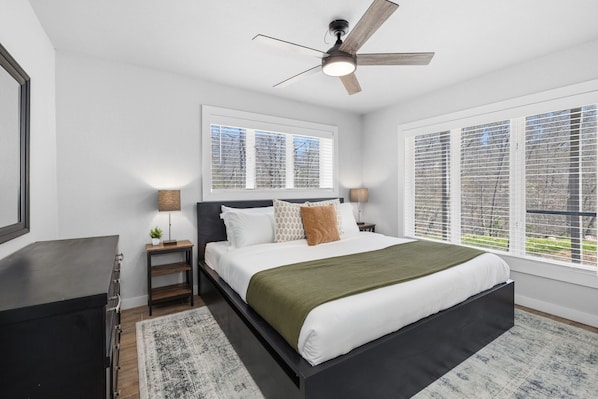 Room - Trail Treehouse-Direct MTB Trail Access-Wooded (Bella Vista)