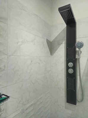 Bathroom - Quality Room (Narbonne)