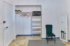 Interior - Quality Room (Narbonne)