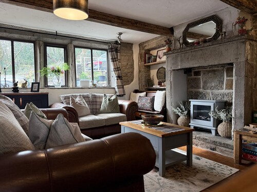 Charming 17th Century 3 Bed Cottage in The Heart of the Pennines /Dog Friendly