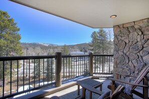 Property grounds - Beautiful and Spacious 2 Bedroom, 2 Full Bath Ideally Located (Breckenridge)