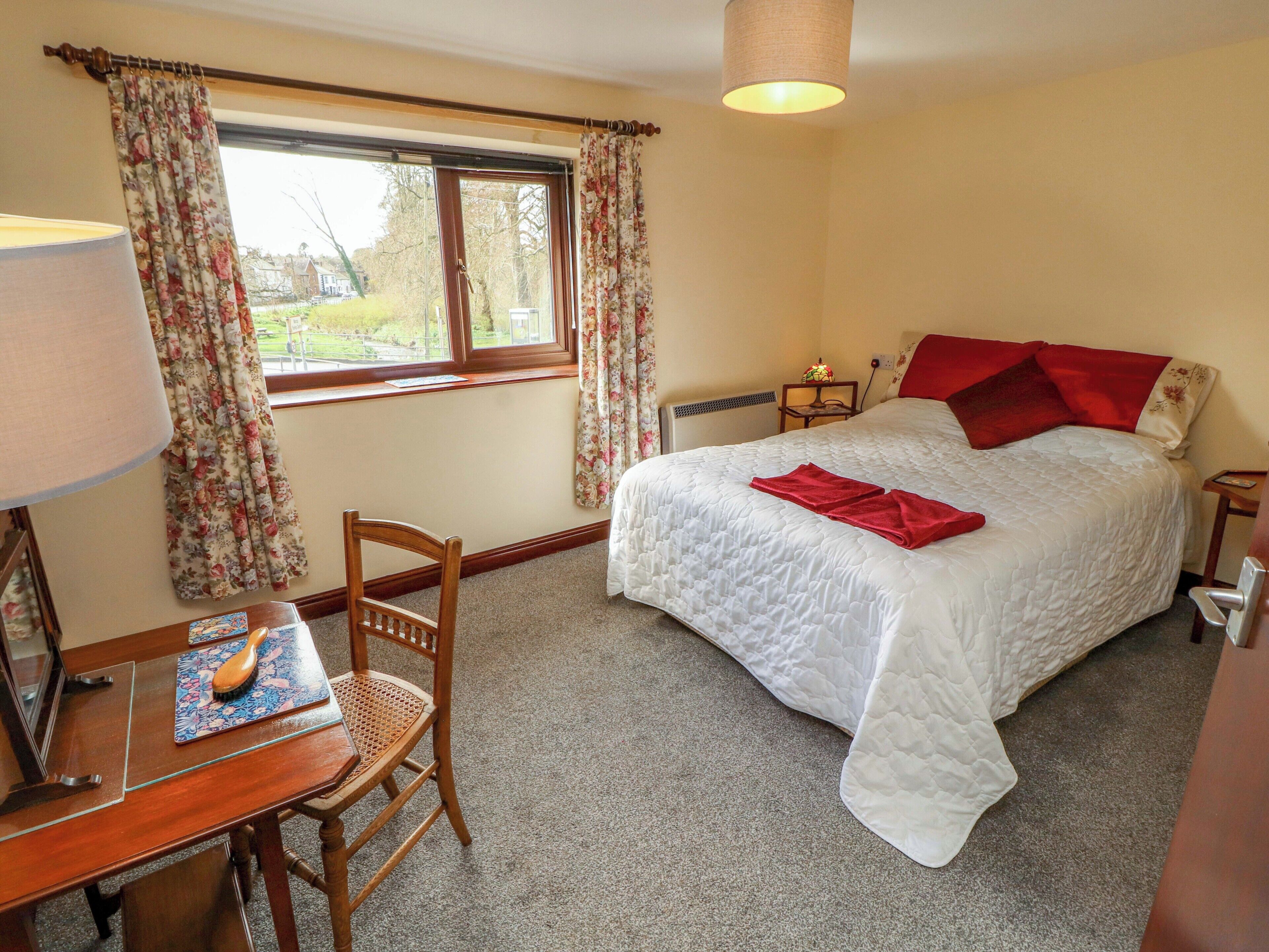 2 bedrooms, WiFi (free), individually decorated, individually furnished
