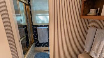 Towels, soap, toilet paper