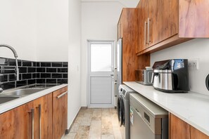 Casa (3 Bedrooms) | Interior