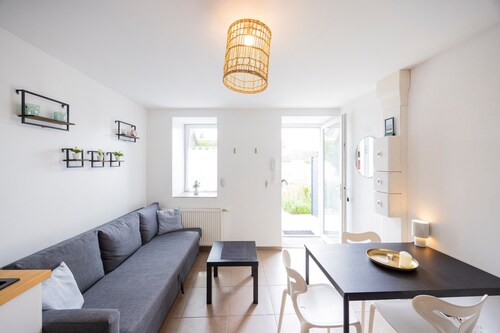 Holiday Home 'L'évasion - Duplex' with Private Terrace and Wi-Fi