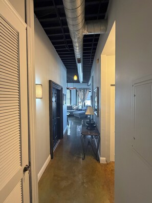 Interior - Executive Home Office Suite, Fully Furnished, Ybor Heights, Tampa (Tampa)