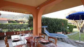 Căn hộ, 2 phòng ngủ | Khu ẩm thực ngoài trời