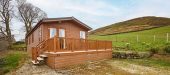 Host & Stay | The Lodge, High House