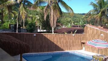 Piscina interna, piscina externa