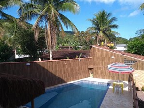 Piscine couverte, piscine extérieure