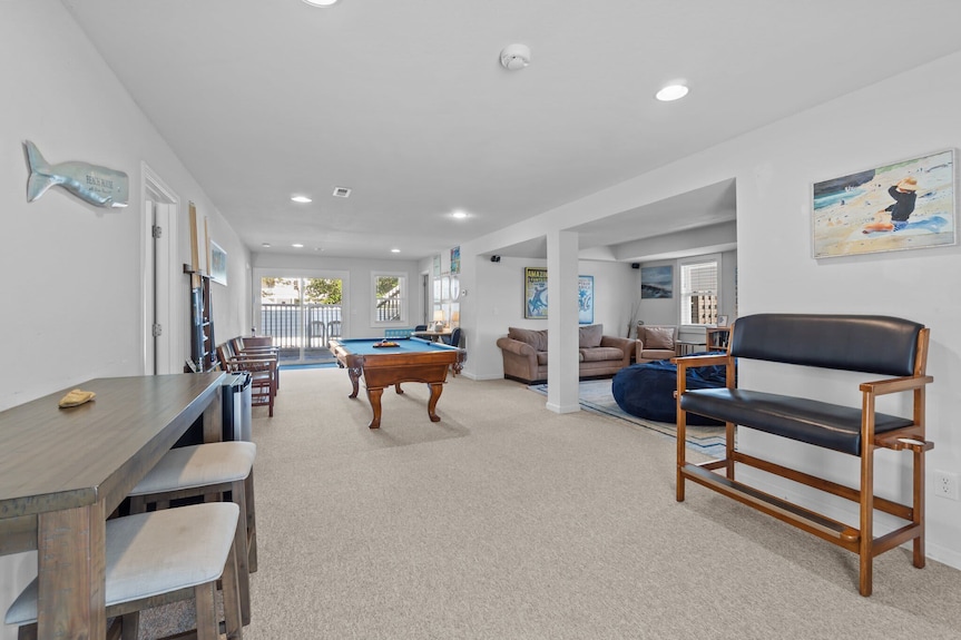 Whalehead Retreat With Pool, Hot Tub, 5min To Beach - Corolla, NC