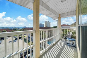 Property grounds - ☀️Walk to Beach | Awesome Amenities and Location | Horizon South 56-304☀️ (Panama City Beach)