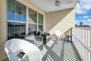 Terrace/patio - ☀️Walk to Beach | Awesome Amenities and Location | Horizon South 56-304☀️ (Panama City Beach)