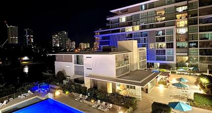 Riverfront Heated Pool, Gym, Sauna Steps to Casino