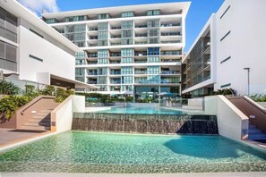A heated pool - Riverfront Heated Pool, Gym, Sauna Steps to Casino (Broadbeach)