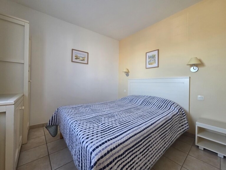 Wohnstätte-apartment-ensuite Mit Bad-poolblick-meublé De Tourisme 2* - Vendée