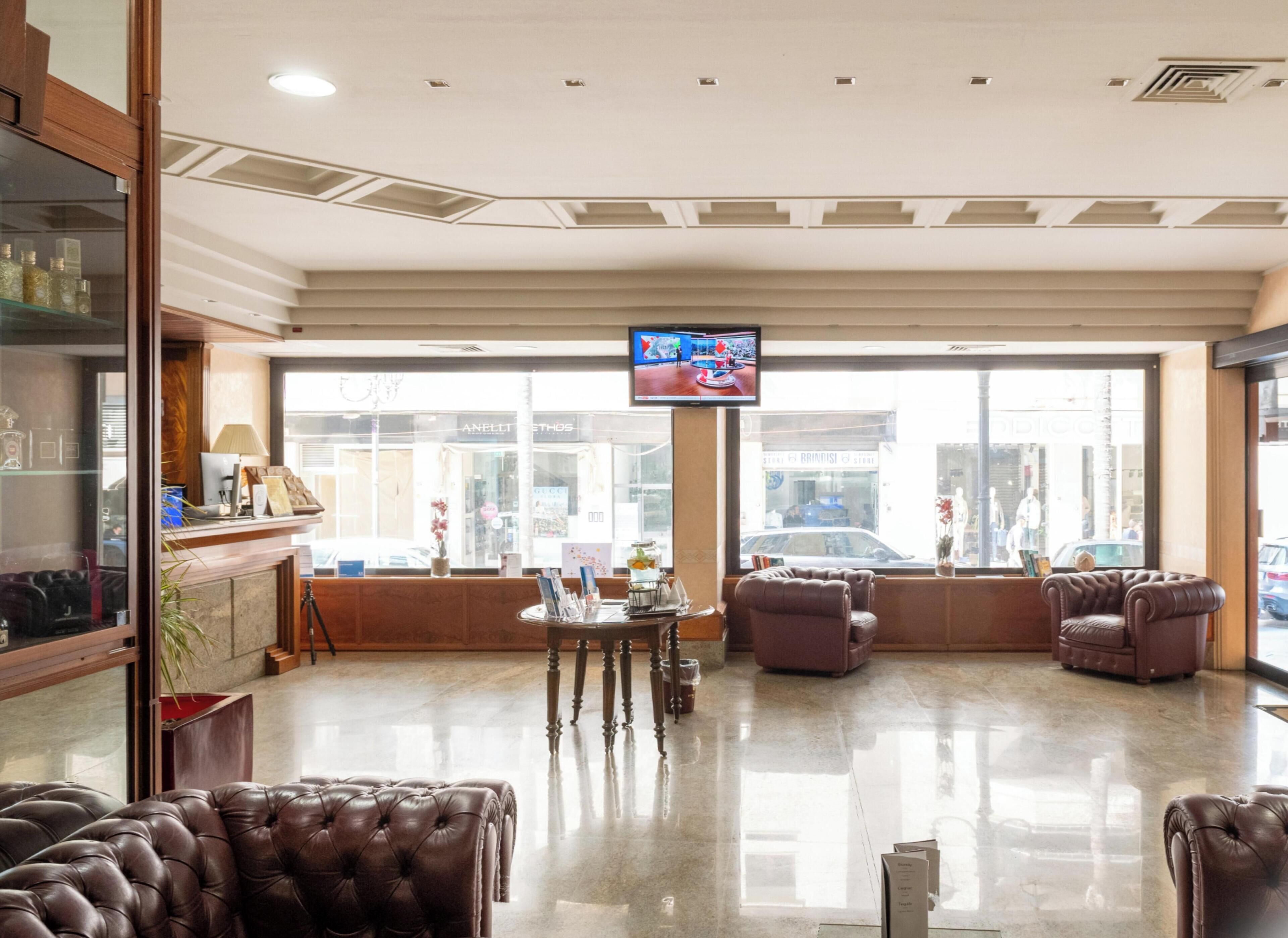 로비 좌석 공간