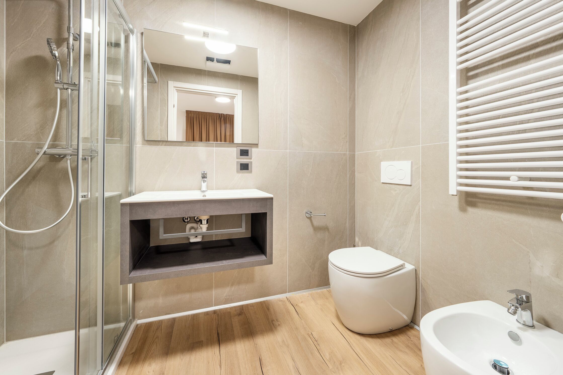 Double or Twin Room | Bathroom | Shower, hair dryer, towels, soap