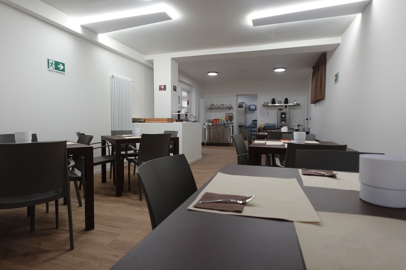 Tägliches Frühstücksbuffet gegen Gebühr