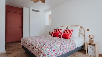Chambre Deluxe, balcon, vue vignoble | Wi-Fi gratuit, draps fournis