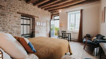 Deluxe tweepersoonskamer, balkon, uitzicht op wijngaard