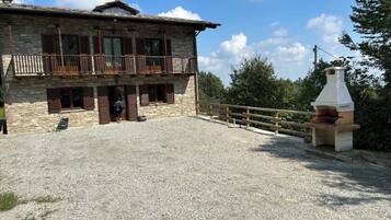 Enceinte de lâhĂ©bergement