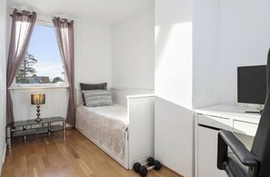 Shared Dormitory, 2 Bedrooms, Fireplace