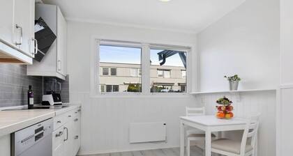 Room-spacious 3BR Home Peaceful Neighb