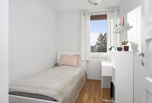 Room-spacious 3BR Home Peaceful Neighb