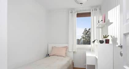 Room-spacious 3BR Home Peaceful Neighb