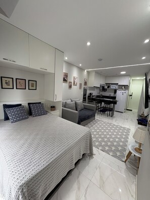 1 bedroom, iron/ironing board, free WiFi, bed sheets - Magnificent sea view in Copacabana (Rio de Janeiro)