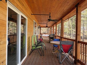 Outdoor dining - Terrific 2-bedroom country house in charming Woodland Park (Woodland Park)