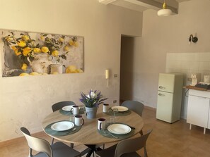 Dining - Oasi del Silenzio Apartment in Relais with panoramic SPA (Piea)