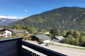 Property grounds - Slopeside Nests with Mont Blanc Views (Saint-Gervais-les-Bains)