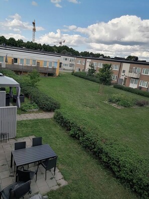 Gemeinsamer Schlafsaal, 1 Schlafzimmer | Speisen im Freien