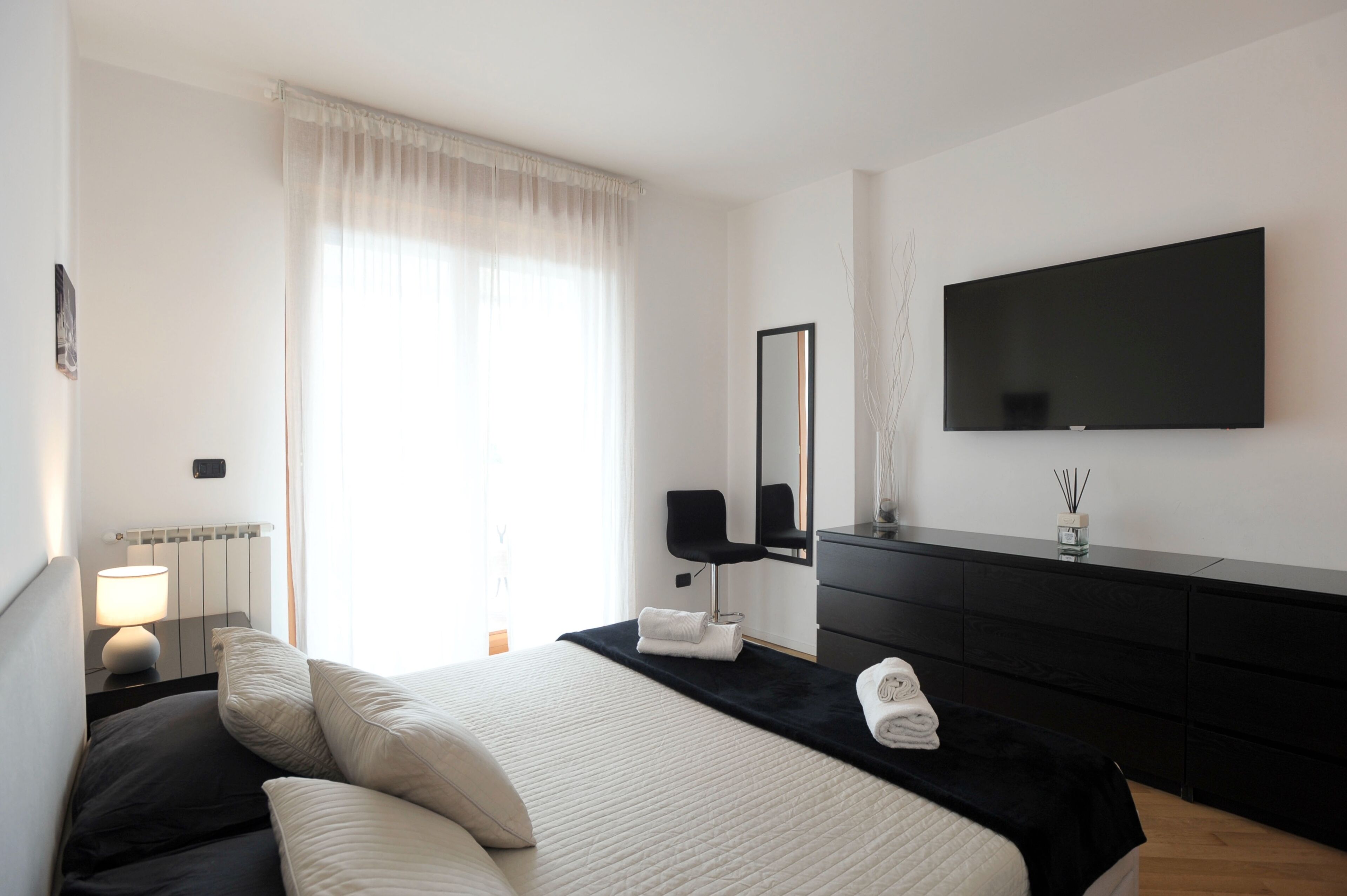 1 chambre, fer et planche à repasser, Wi-Fi gratuit, draps fournis
