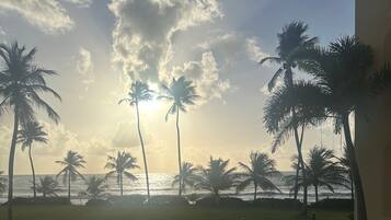 Room, 3 Bedrooms, Accessible, Balcony | Exterior