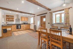 Dining - Host & Stay | The Cart House (Cwmdu)