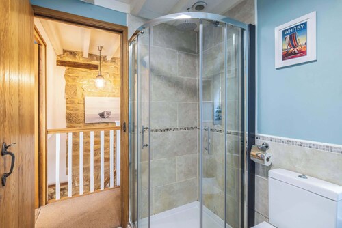 Host & Stay | Cedar View